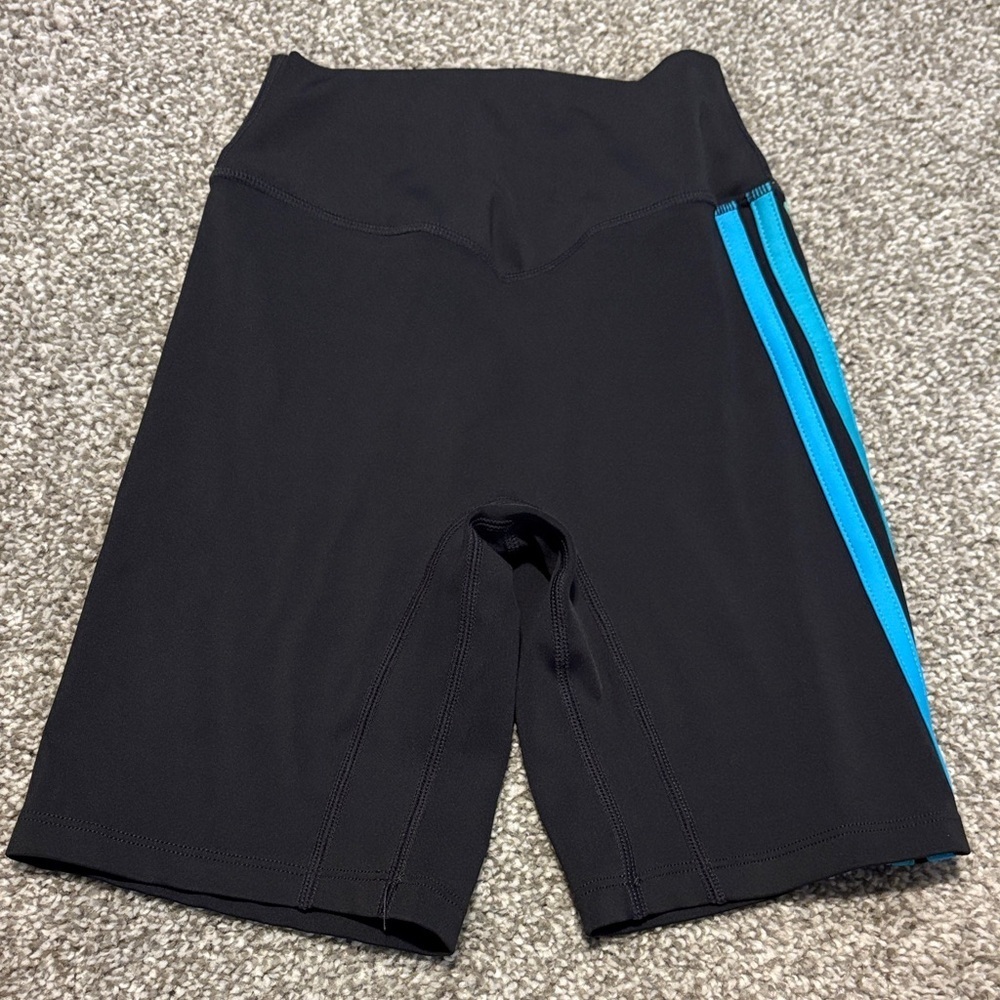 Vitality Pulse Biker Shorts- Night Drive